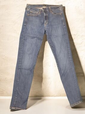 GAP Women's Jeans Light Blue, Size 8/29 Regular